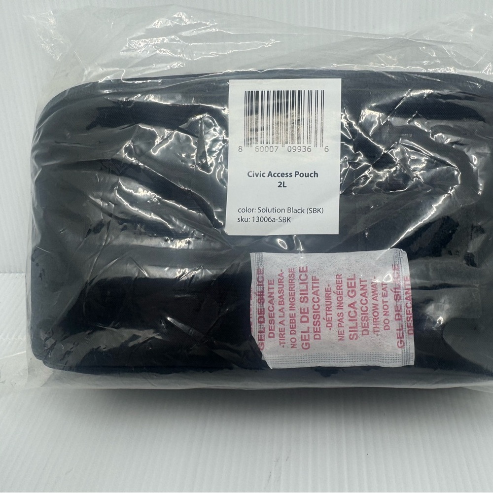 Civic Access Pouch 2L in Black